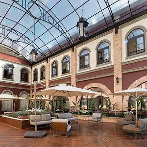 5* Inn Luis Xv